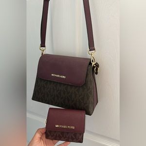 Michael Kors Purse set